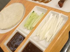 -艳阳天酒店(五里新村店)