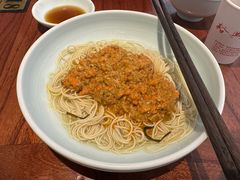 -裕兴记•蟹黄面馆(人民广场店)