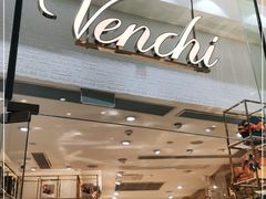 门面-VENCHI 闻绮(广州太古汇店)