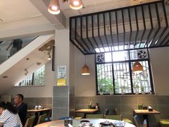 大堂-土桥手掌鸡·26年灌县老味道(都江堰店)