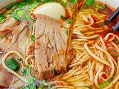 -陇上全荟兰州传统牛肉面(延吉路店)