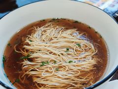 -百年老字号·观振兴蟹黄面·三虾面·苏式面(观前街富仁坊巷店)