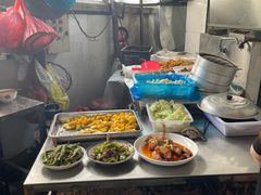 -芦茨金富饭庄·25年老字号·专做稻草鸡