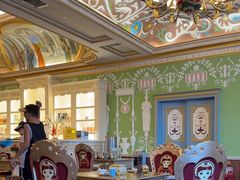 -套娃酒店-中餐厅