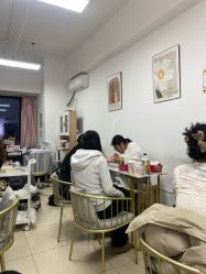 -尤米一站式美甲美睫