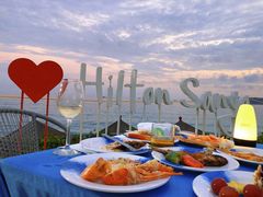 -亚龙湾希尔顿自助餐厅·海鲜·烧烤·沙滩BBQ·现场乐队