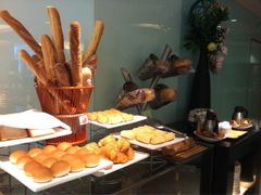 -亮马河饭店翠雅咖啡厅