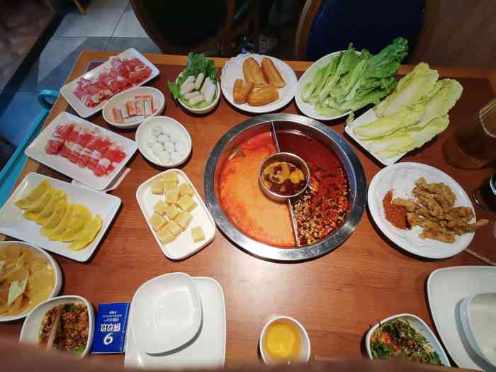 锅玖玖火锅(三里庵店)-"牛羊肉还可以,吃着也有膻味,但是我就是不.