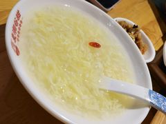 -呷佬·长沙手工米粉(金沙江路店)
