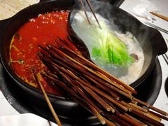 -钢管厂五区小郡肝串串香(奥克斯广场锦城万达店)