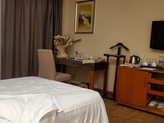 -无锡鼎尚皇冠酒店