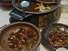 -阿瓦山寨·湘菜现炒·剁椒鱼头王(咸阳总店)