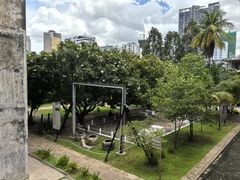 -吐斯廉屠杀博物馆