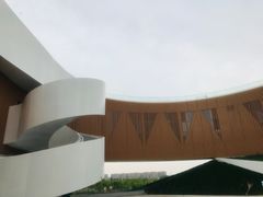 -郑东新区龙湖公共艺术中心