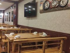 大堂-四禧精酿烧烤串吧(大明湖店)