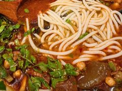 -百春原湖南牛肉粉(百联世纪店)