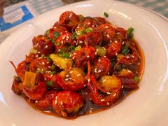 -捌贰虾蟹·江湖菜馆(江汉路店)