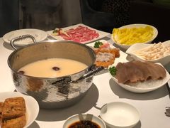虾滑酿油条-红雀围·海鲜火锅(陆家嘴中心店)