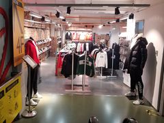 -五环Outlets(高新工厂店)
