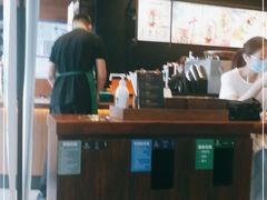 -星巴克臻选(北京太阳宫凯德店)