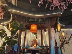 -荷塘秋月·本帮江浙菜(国权路店)