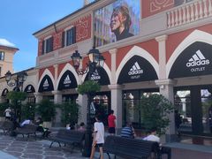 -佛罗伦萨小镇广佛名品奥特莱斯(疏港路店)