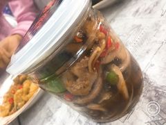 -臻鲜燕海鲜融合餐厅(金陵style店)
