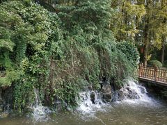 -上海怡沁园度假酒店