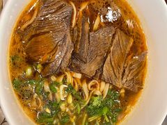 金牌麻辣牛肉面-康师傅私房牛肉面(马泉营奥莱店)