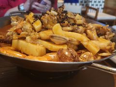 牛肝菌牛蛙霸王锅-云海肴·汽锅鸡·云南菜(苏州中心店)