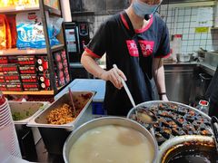 -黑色经典臭豆腐·湖南特产(步行街店)