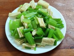 -宝瑞门钉肉饼店