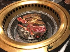 -山川小町·极番烧肉(新地假日广场店)