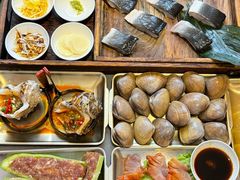 -围炉肉舍•炭烤活鳗•丹东海鲜烤肉(步行街店)