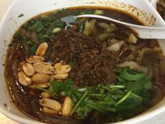 -伤心酸辣粉(体育东路店)