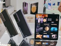 -荣耀授权专卖店(黄浦浙江中路店)