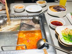 -海底捞火锅(世豪广场店)