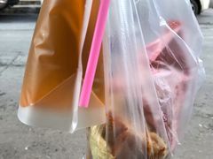 炸蛋葱油饼-小红车炸蛋葱油饼