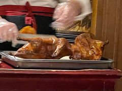 -湖庭壹品鸭王·传统北京烤鸭·别墅私房菜·庭院宵夜(江宁店)