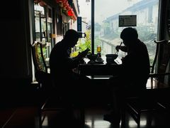 靠窗位-同得兴 Since·1995 传统苏式面馆(十全街店)