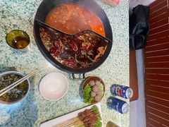 -肖婷姐大铁锅重庆火锅(南湖店)