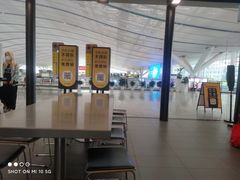 -麦当劳(深圳北站高铁店)