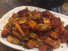 -朋友圈概念餐厅(象山万达广场店)