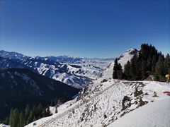 -丝绸之路山地度假区滑雪场