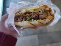 半肥半瘦肉夹馍-老韩家西安肉夹馍(星耀天都店)