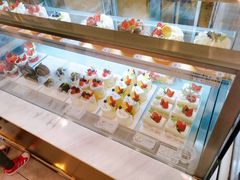 -花花卷卷·鲜食蛋糕(静安久光百货店)
