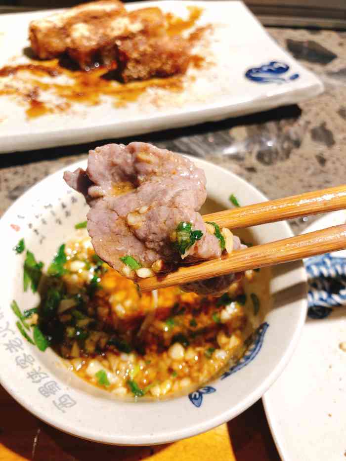 西蜀侠客四川老火锅(艺海花园店)-"锅底要的是番茄麻辣鸳鸯锅 上菜