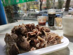 -清真·胖妈妈手抓餐厅(定西路长城宾馆店)