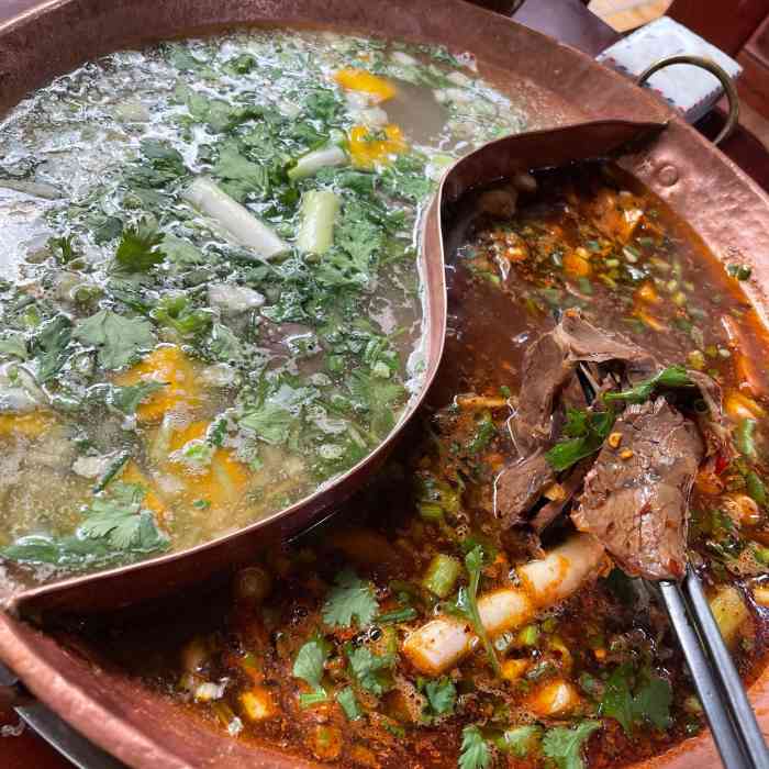 保山板桥铜瓢牛肉-"昨天晚上是离开大理的最后一顿,本来在大众.