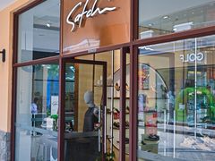 -百联奥特莱斯广场(武汉盘龙店)